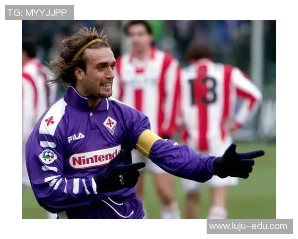 足球明星同款视频揭秘如何轻松模仿他们的经典动作与技巧 足球明星同款视频揭秘如何轻松模仿他们的经典动作与技巧