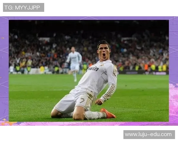 足球明星在比赛中精彩过人瞬间的高清图片集锦与分析