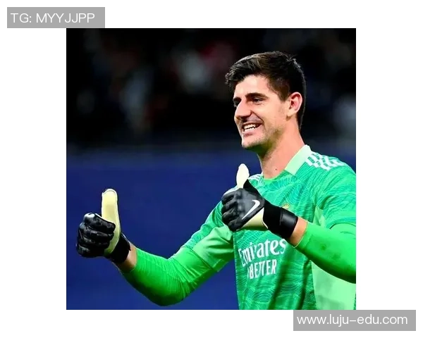 足球明星奢华生活揭秘揭示他们钟爱的奢饰品与时尚选择