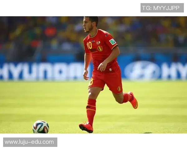 足球明星壁纸精选合集尽享足球魅力与激情的视觉盛宴