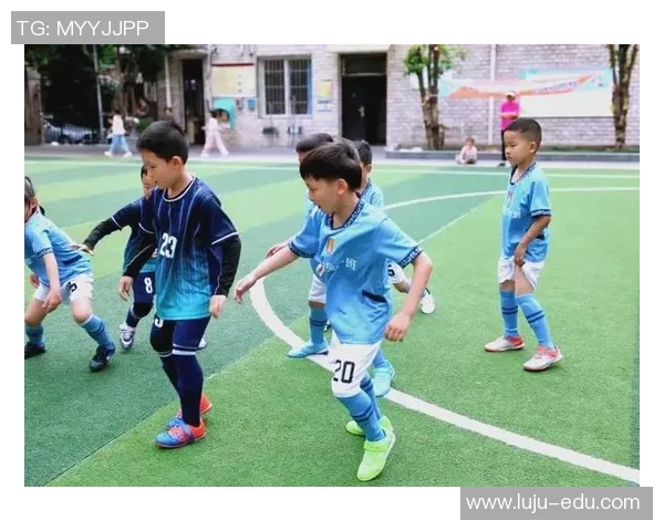 足球明星子女成长瞬间剪辑展示他们的才华与梦想 足球明星子女成长瞬间剪辑展示他们的才华与梦想