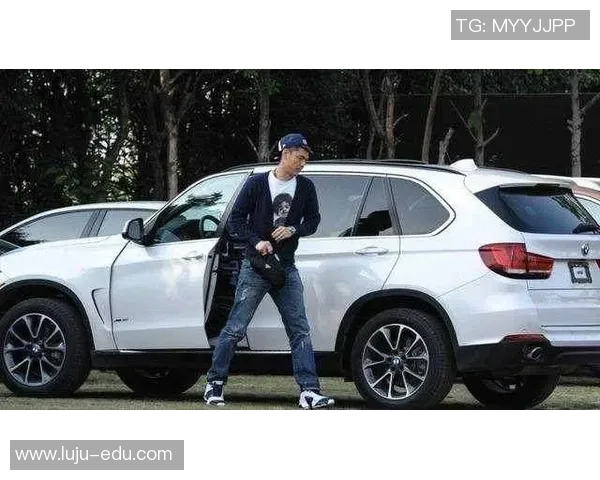 足球明星座驾价格揭秘让你意想不到的实惠选择与豪车的完美平衡 足球明星座驾价格揭秘让你意想不到的实惠选择与豪车的完美平衡