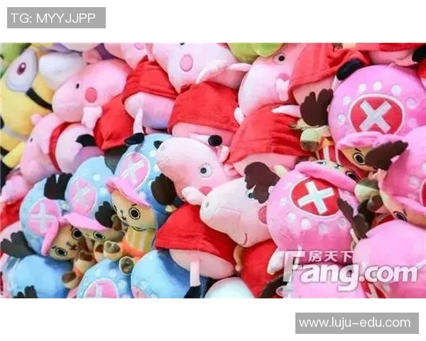 足球明星挑战抓娃娃技巧大比拼精彩视频合集让你乐不停