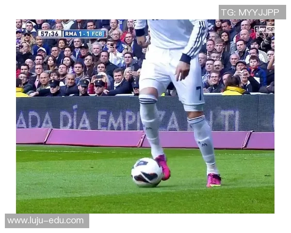 足球明星搞笑表情包大集合让你乐翻天的足球瞬间分享 足球明星搞笑表情包大集合让你乐翻天的足球瞬间分享