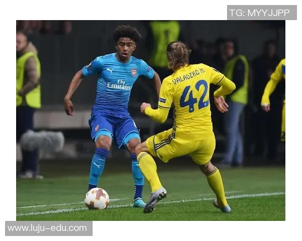 足球明星的稳胜秘诀揭秘如何在赛场上实现稳赢不赔的策略 足球明星的稳胜秘诀揭秘如何在赛场上实现稳赢不赔的策略