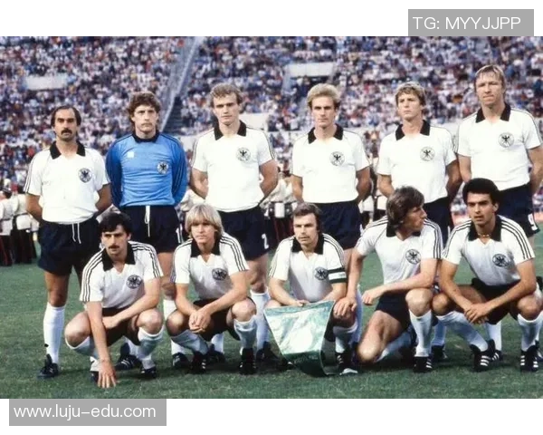 足球明星的魅力与风采究竟有多吸引人眼球让我们一同探讨