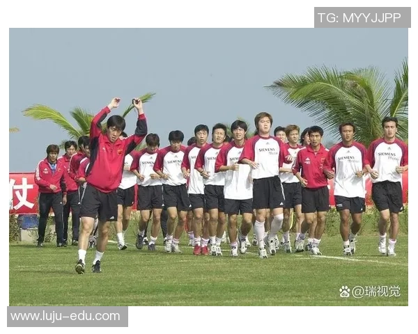 足球明星背后的感人故事与无私奉献精神展现人性光辉 足球明星背后的感人故事与无私奉献精神展现人性光辉