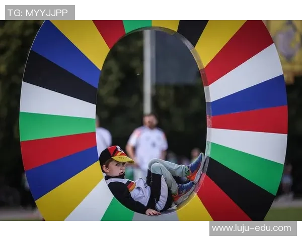 足球明星联手打造精彩视频模板助力球迷互动与分享 足球明星联手打造精彩视频模板助力球迷互动与分享