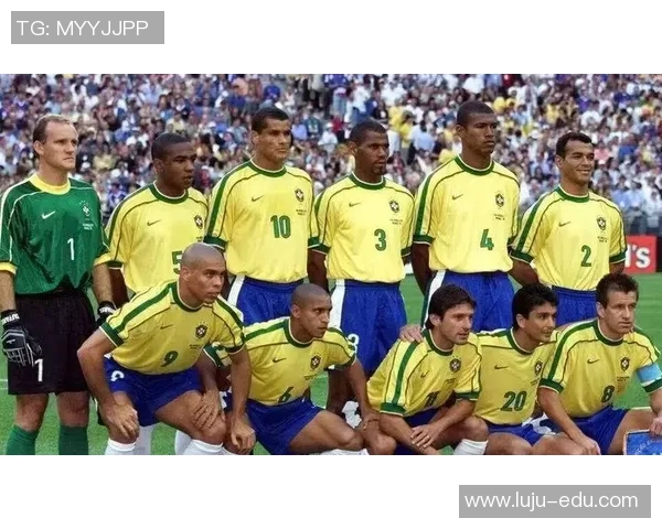 足球明星被质疑事件引发热议视频曝光背后真相令人震惊